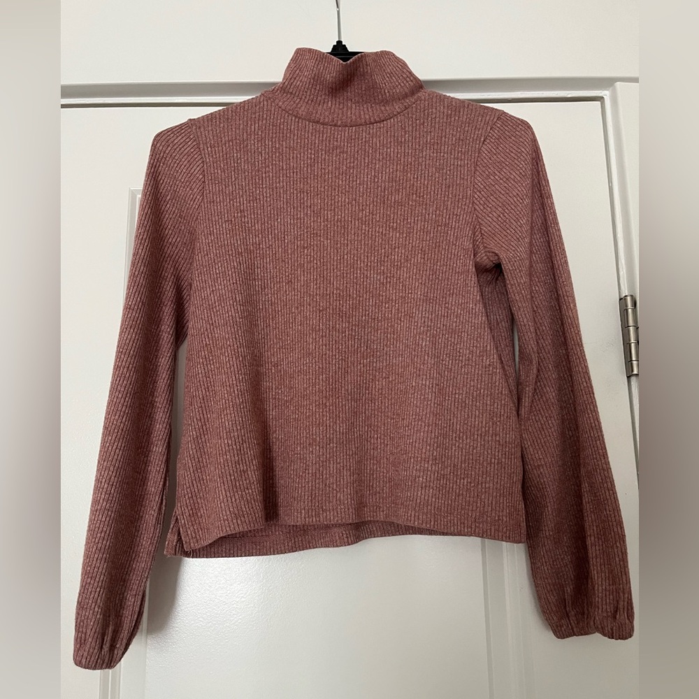 Madewell Cropped Soft Pink Turtleneck Sweater